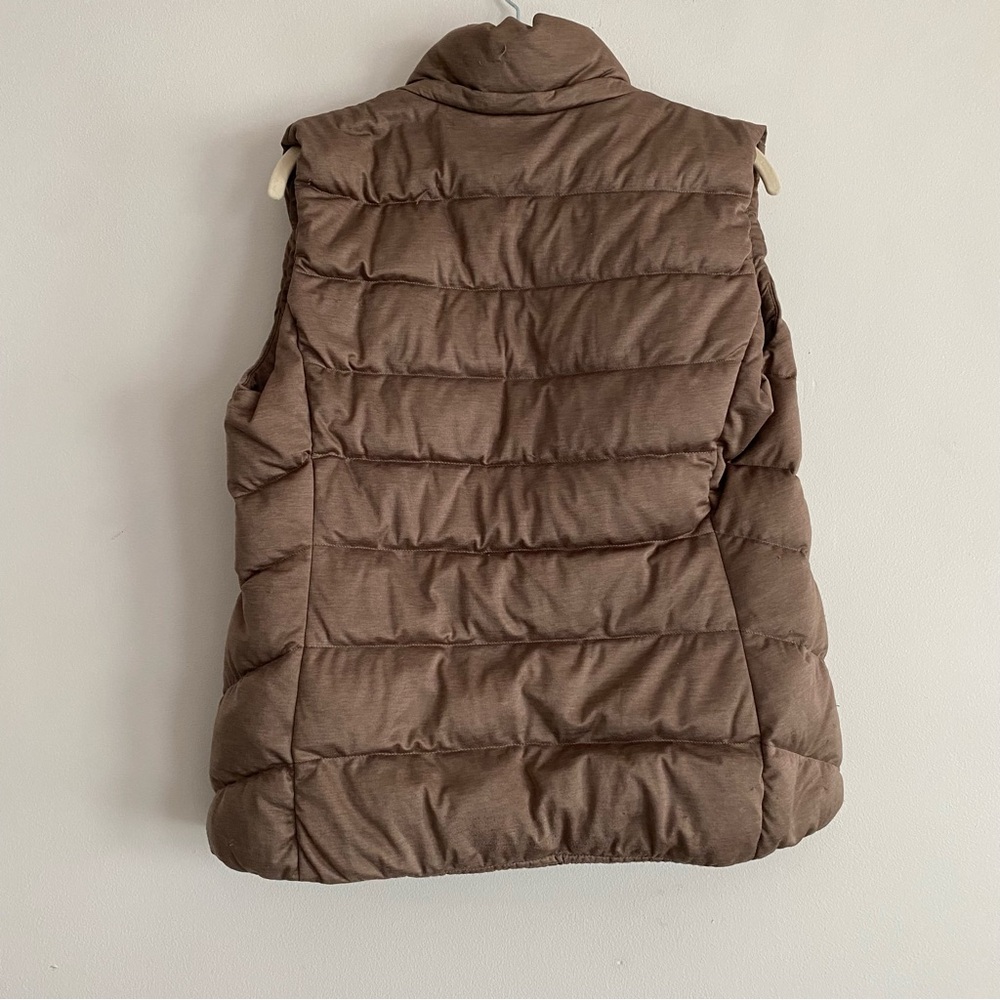Uniqlo Brown Quilted Puffer Vest with Detachable Hood and Side Zip Pockets Sz M - Picture 4 of 7